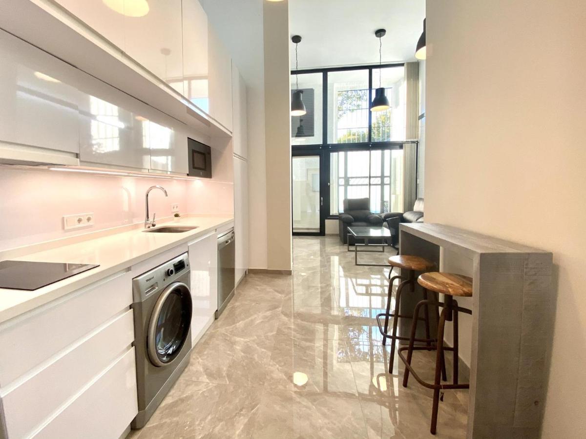 Apartamento Tr2 Aparcamiento Incluido Amplio Y Moderno Loft Cartuja De Sevilla